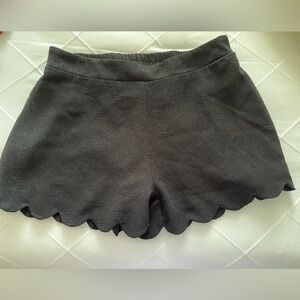 Scallop Shorts
